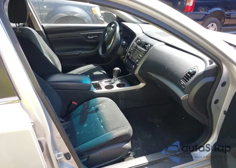 2015 Nissan Altima 2.5/S/Sv/Sl из США, поврежденный, VIN 1N4AL3AP6FN865162